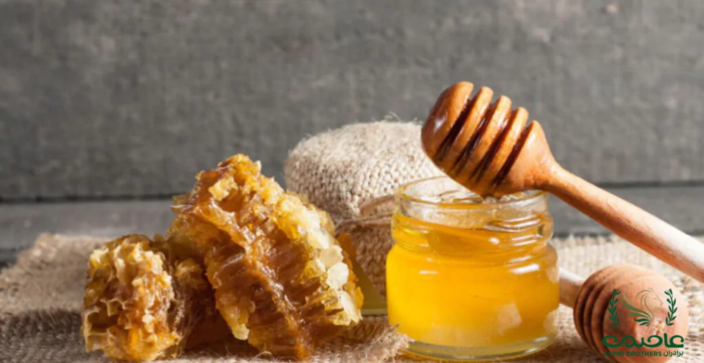 دلیل شکرک زدن عسل چیست ؟